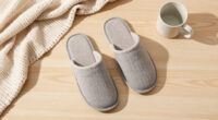 5 Best Warm Slippers for Elderly With Grip Soles in 2026