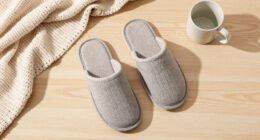 5 Best Warm Slippers for Elderly With Grip Soles in 2026